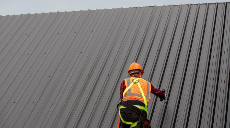 Professional metal roof installation services in Raymond, MS